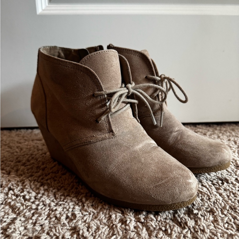 Women's Tan Suede Ankle Boots
